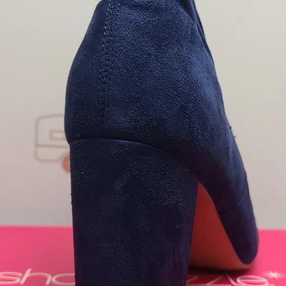 Women's Booties - Picture 7 of 15